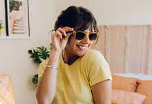 Load image into Gallery viewer, Beverly Peach Seventy Nines