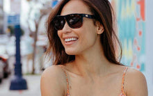 Load image into Gallery viewer, Glossy Black and Tortoise Shell Fade / Amber Torrey Pines
