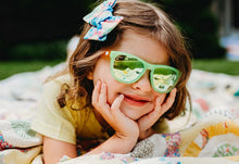 Load image into Gallery viewer, Pineapple Kids Premiums
