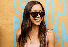 Load image into Gallery viewer, Glossy Black and Tortoise Shell Fade / Amber Premiums

